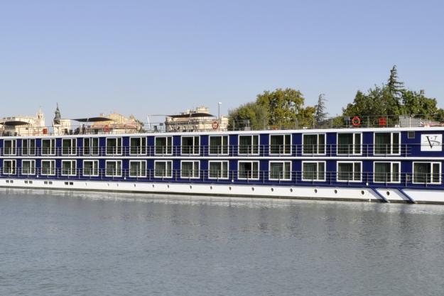 TUNA NEHRİ & BALKANLAR TURU - 4* RIVER DISCOVERY II GEMİSİ - HİPPO TURİZM 